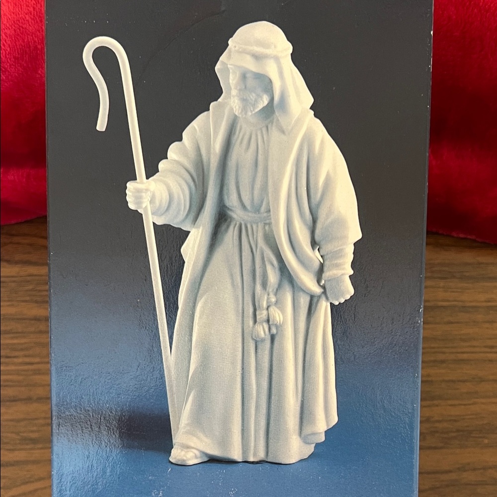 Avon Nativity Collectibles Shepherd Figurine